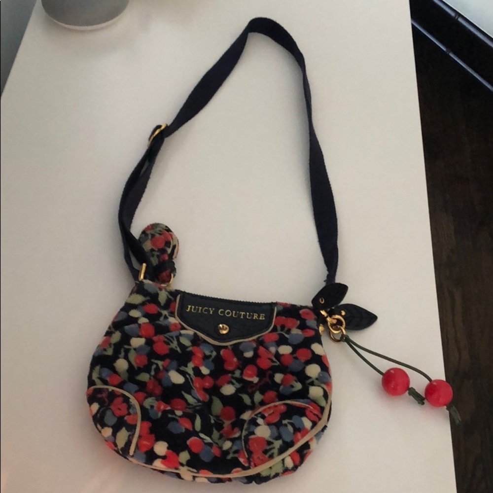 A juicy Couture bag